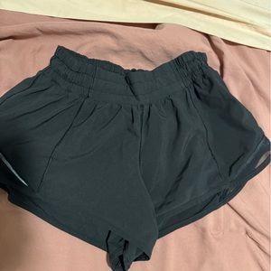 Black lulu hottie hot short 2.5 inch *liner cut out*